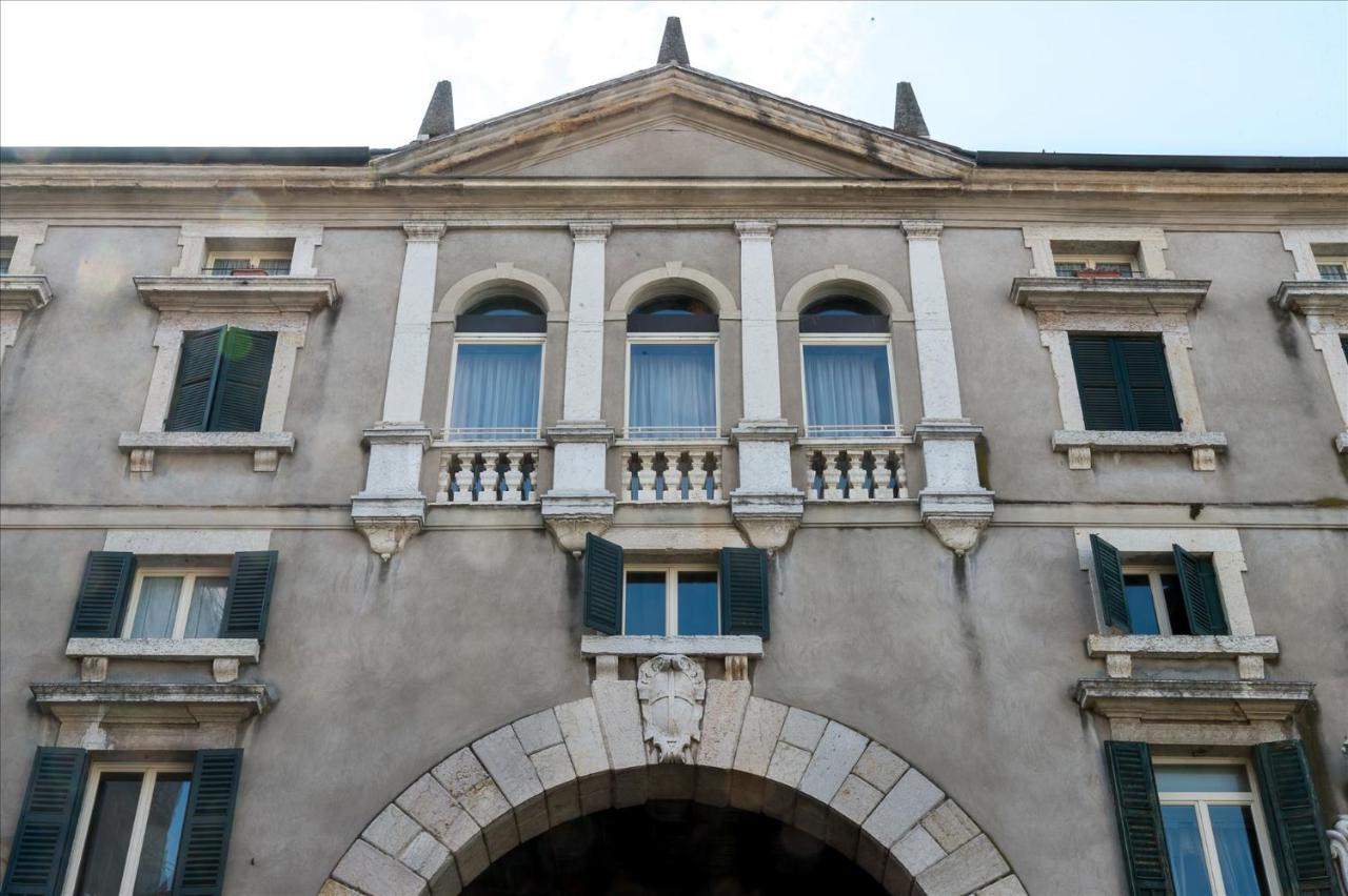 Domus Nova Palace - Italian Homing, Verona